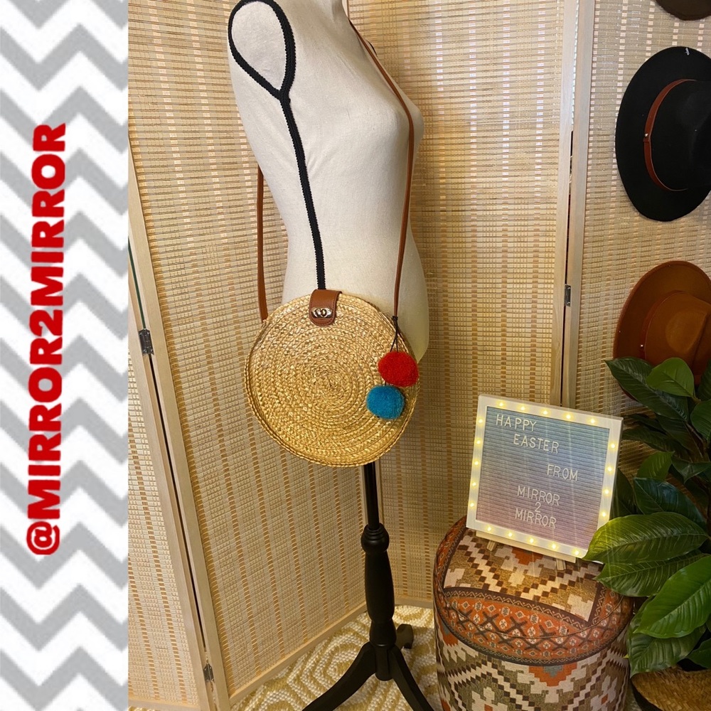 EUC Shein raffia purse